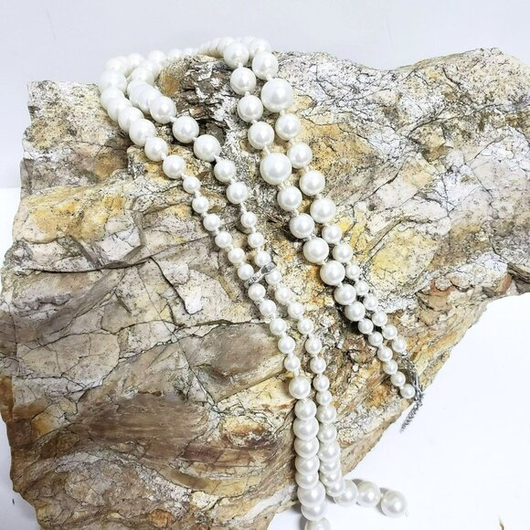 𝅺XL Faux Pearl Ivory Knotted Opera Gatsby Look - Picture 1 of 8